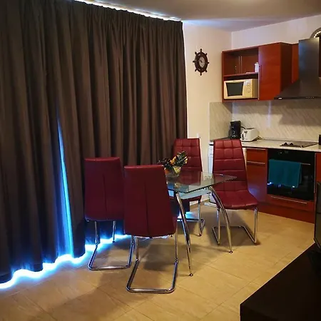 Апартамент Sun Village Paradise Слънчев бряг